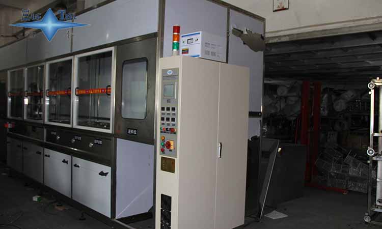 三槽超聲波清洗機(jī)生產(chǎn)廠家哪家好？