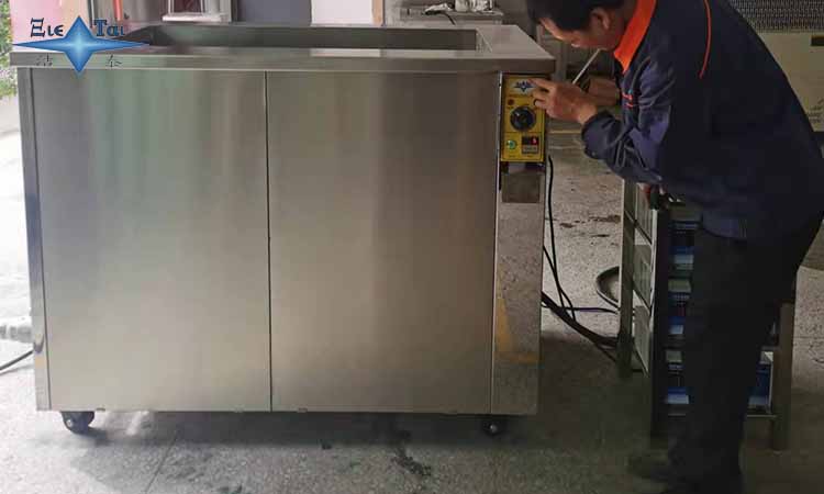 超聲波清洗機(jī)的分類(lèi)介紹 超聲波清洗機(jī)的分類(lèi)介紹