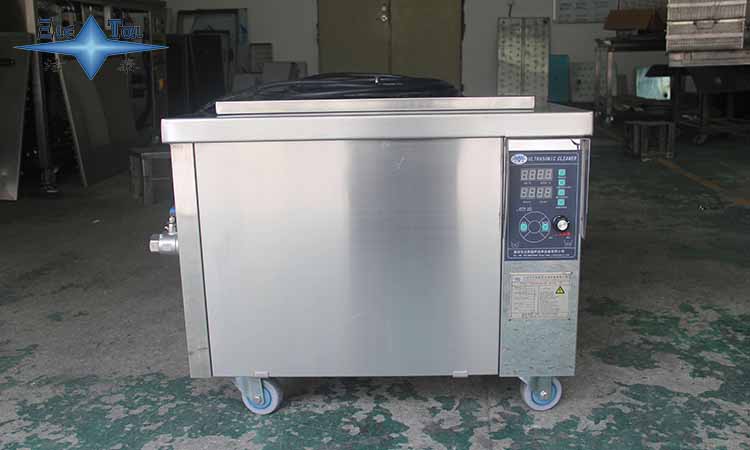 關于超聲波清洗機在網(wǎng)帶爐清洗中的應用