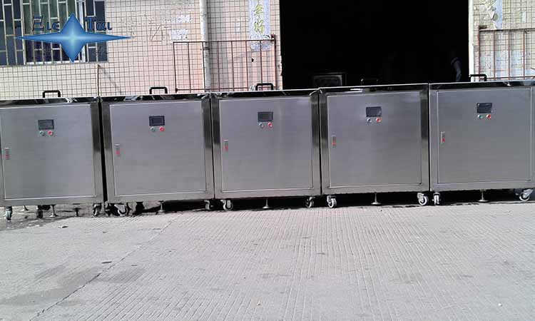 超聲波清洗機(jī)用什么水？放多少水合適？