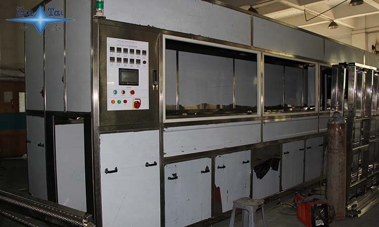 全自動超聲波清洗機選擇哪個廠家好，應(yīng)用場景有哪些？