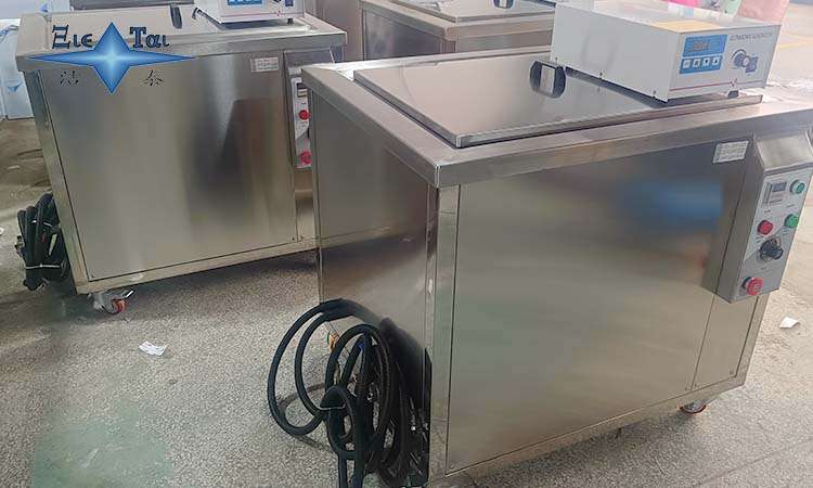 超聲波清洗機(jī)在汽車行業(yè)的應(yīng)用，如何清潔汽車零部件？