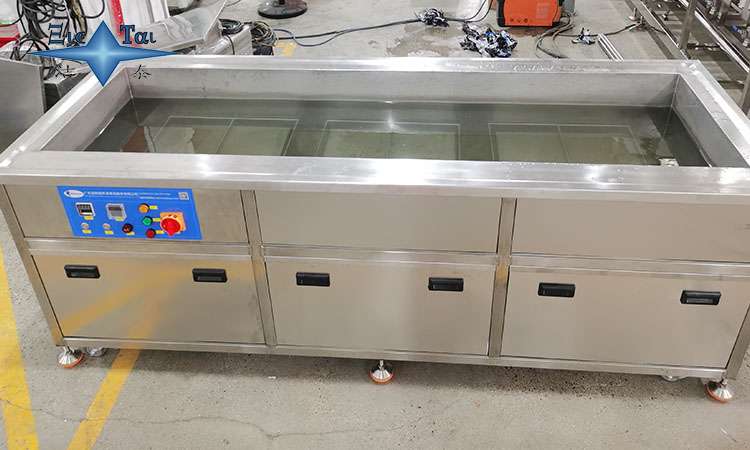 超聲波清洗機(jī)在金屬橋梁構(gòu)件清洗中的應(yīng)用與優(yōu)勢(shì)