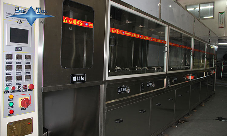 利用超聲波清洗機(jī)優(yōu)化工業(yè)管道系統(tǒng)清潔:提升傳輸效率與設(shè)備壽命 利用超聲波清洗機(jī)優(yōu)化工業(yè)管道系統(tǒng)清潔:提升傳輸效率與設(shè)備壽命