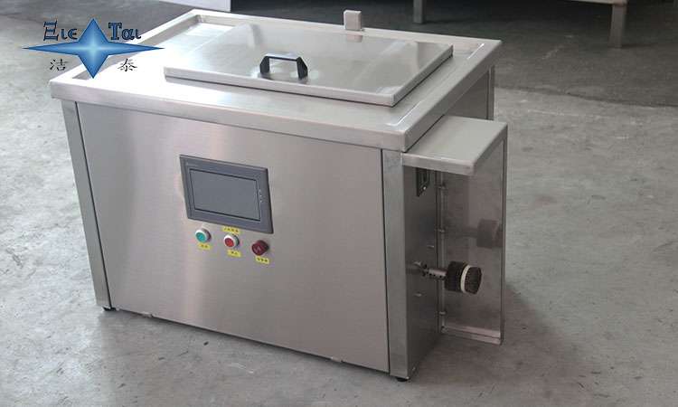 超聲波清洗器:智能高效的工業(yè)清洗新趨勢 超聲波清洗器:智能高效的工業(yè)清洗新趨勢