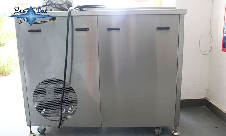 超聲波清洗機的清潔魅力:金屬零部件的高效保潔利器 超聲波清洗機的清潔魅力:金屬零部件的高效保潔利器