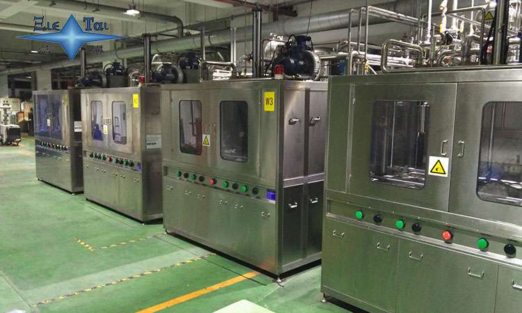 清洗產(chǎn)業(yè)衛(wèi)士:超聲波清洗機在新材料研發(fā)中的關鍵作用 清洗產(chǎn)業(yè)衛(wèi)士:超聲波清洗機在新材料研發(fā)中的關鍵作用