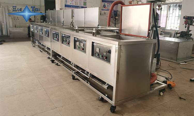 如何選擇適用于汽車修理廠的超聲波清洗機：價格、性能、規(guī)格綜合考量