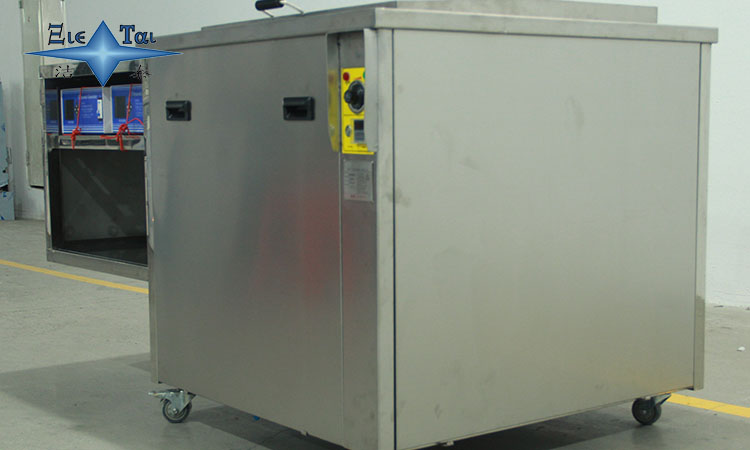 超聲波清洗機(jī)中的陶瓷片:核心材料與工作原理解析 超聲波清洗機(jī)中的陶瓷片:核心材料與工作原理解析