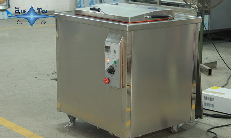 手放超聲波清洗機為何刺痛？詳解原理與安全須知